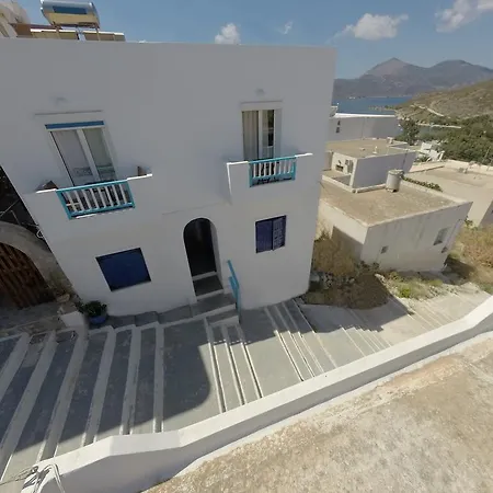 Guest house Bella Vista Adamantas (Milos)
