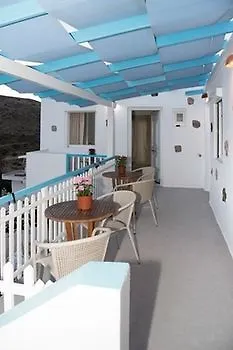Bella Vista Adamantas (Milos)