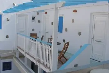 Bella Vista Adamantas (Milos)