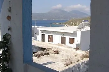 Bella Vista Adamantas (Milos)