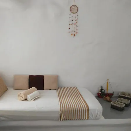 Bella Vista Guest house Adamantas (Milos)